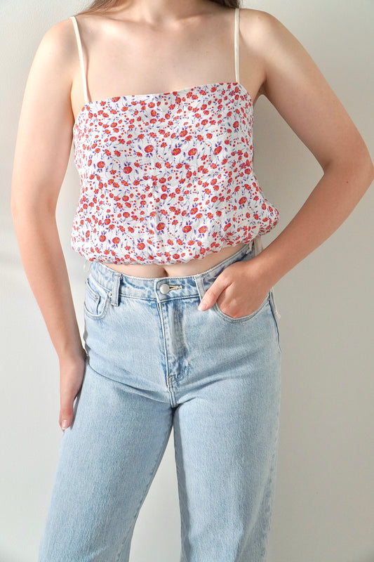Hansen + Gretel Floral Relaxed Crop Top w/ Tie Detail (2)