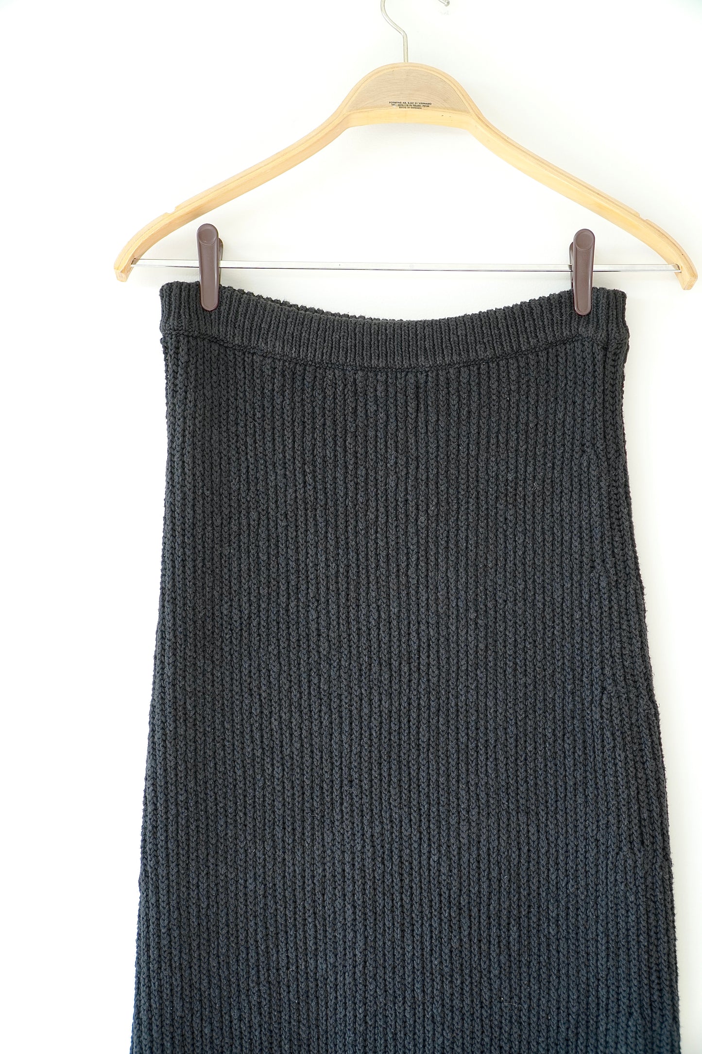 Bassike Knits Black 'Cardigan Stitch' Knitted Asymmetrical Maxi Skirt (Fits 8 Au)