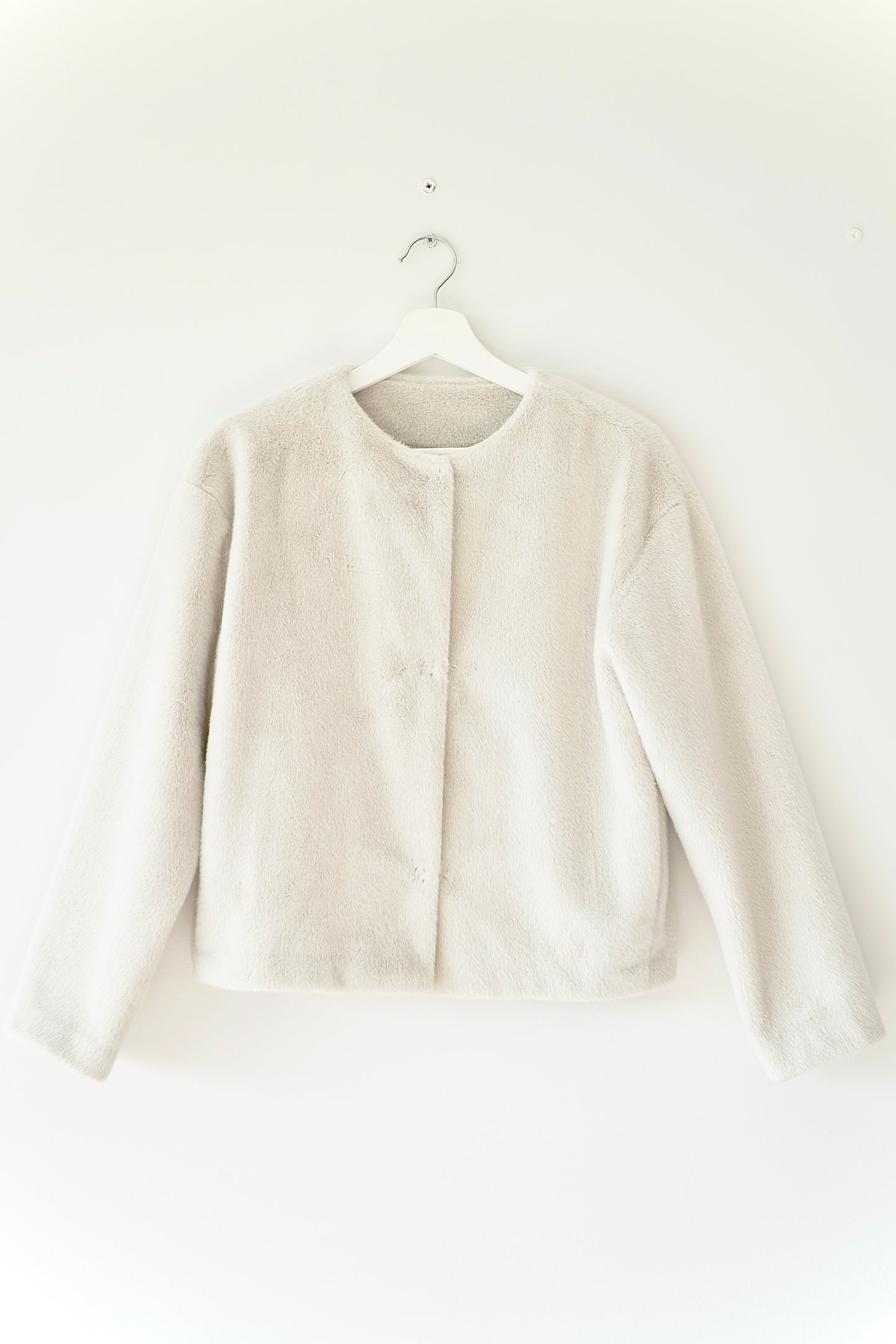 Uniqlo Beige Fur Collarless Jacket (S)
