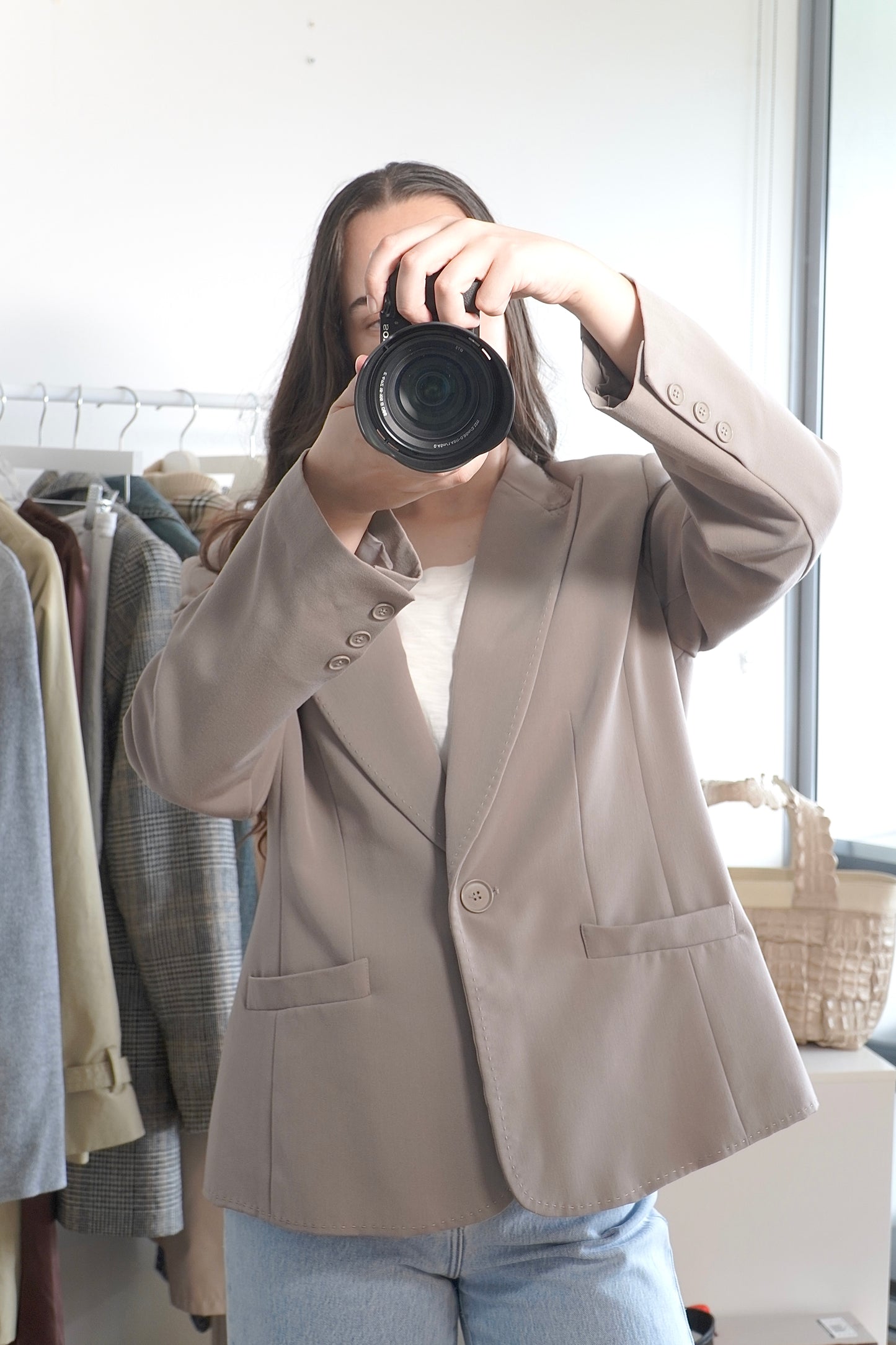 LIZ JORDAN Taupe Exposed Stitch Suit Blazer (16 Au)