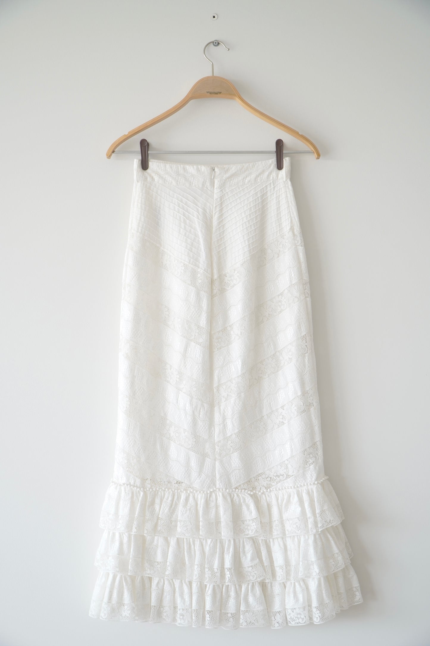 Zimmermann White Ruffle Skirt W/ Belt (0)