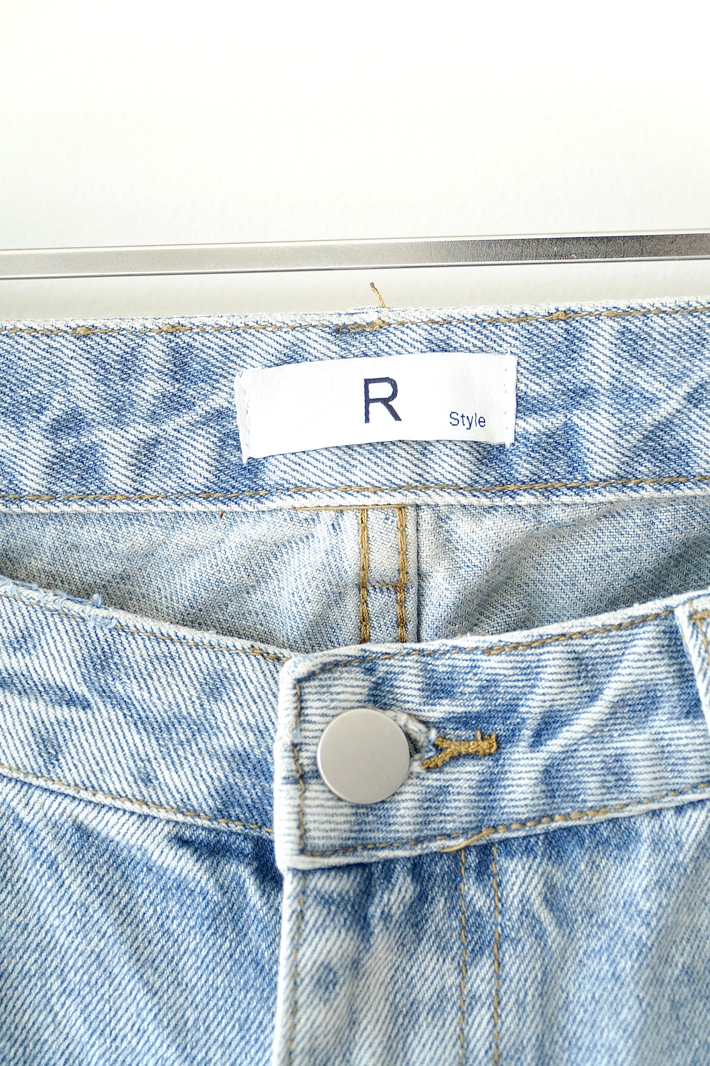R Style Blue Denim Low-Rise Flare Jeans (L)