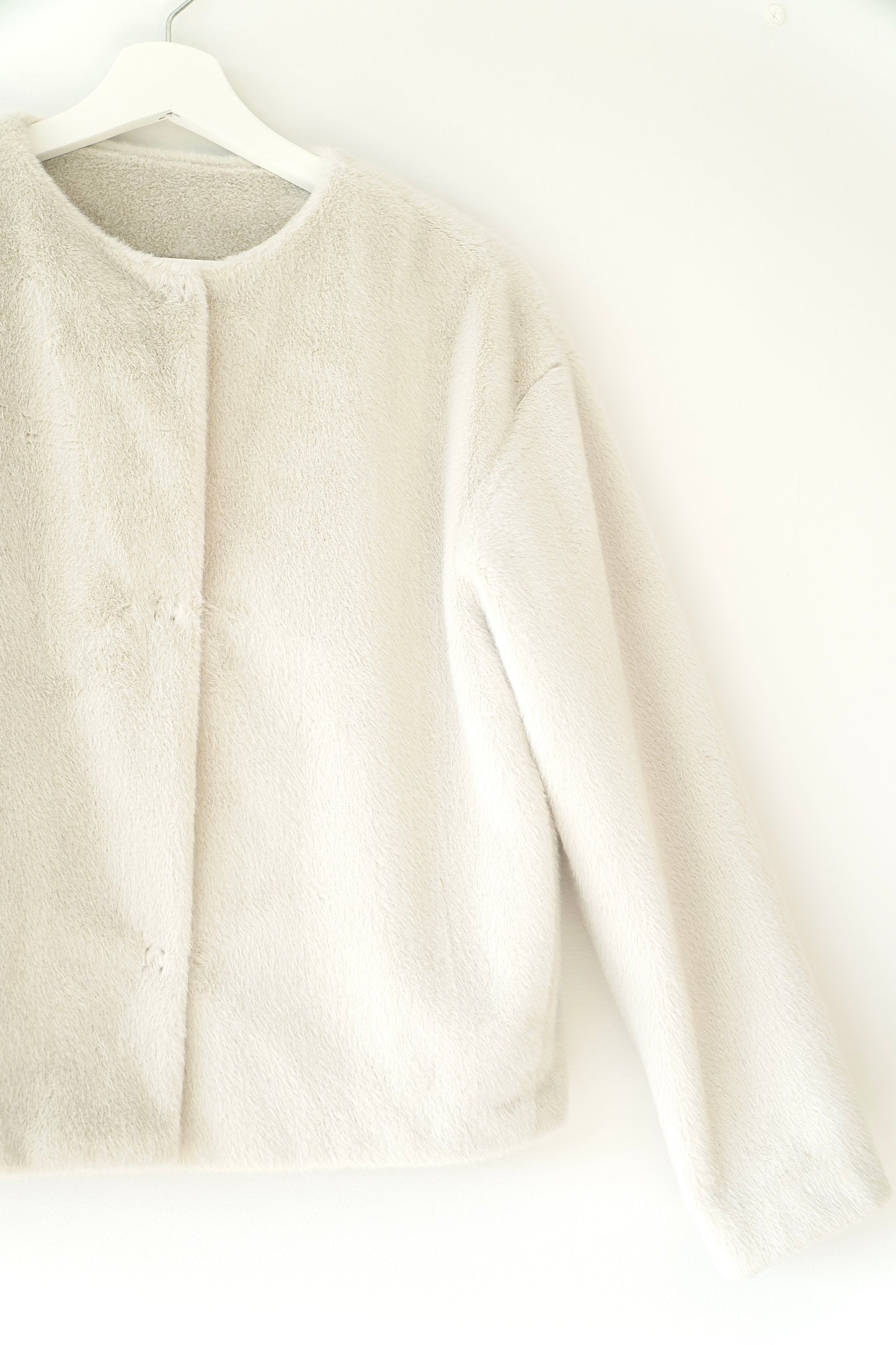 Uniqlo Beige Fur Collarless Jacket (S)