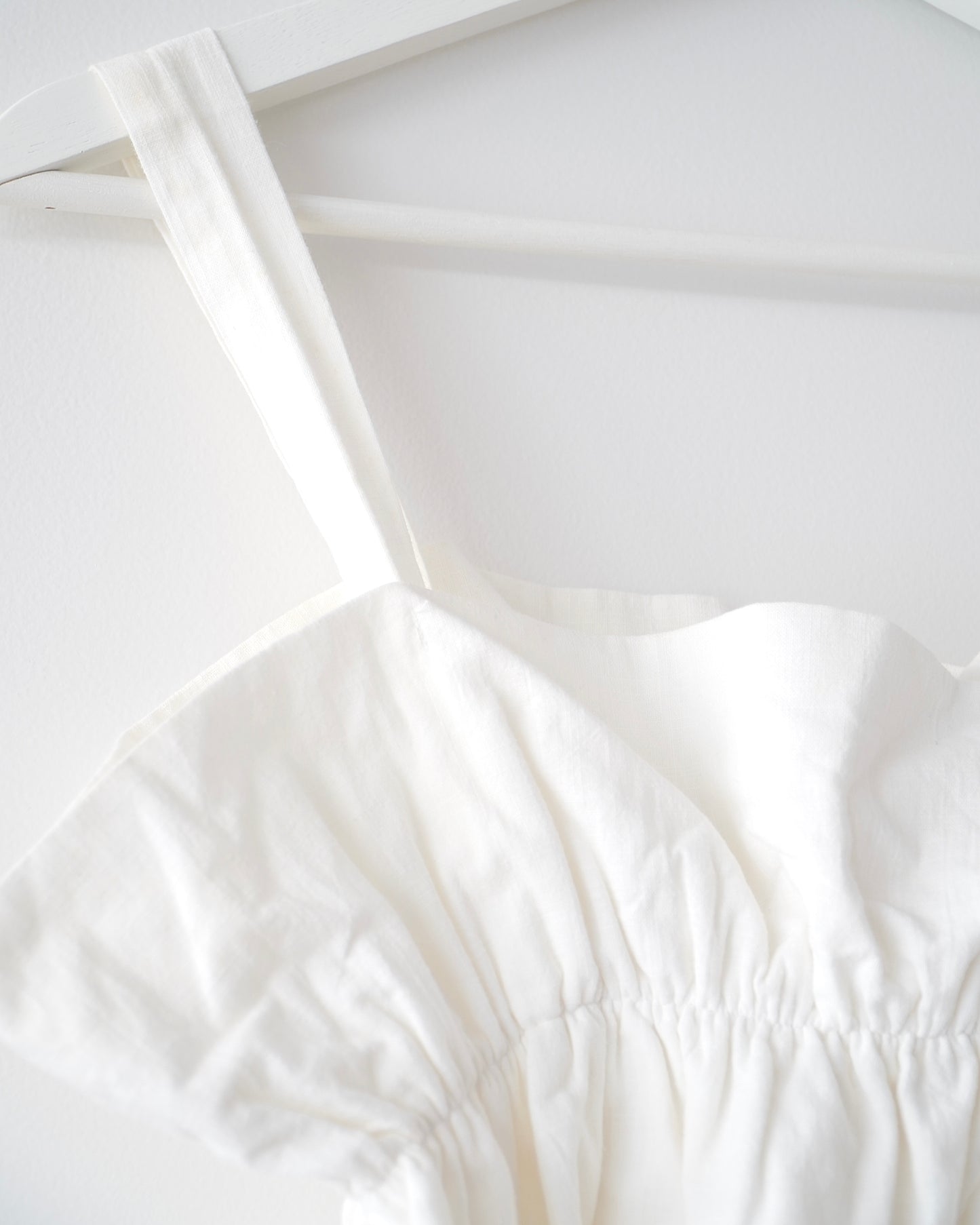 Reverse White Cotton Ruched Ruffle Top (M)