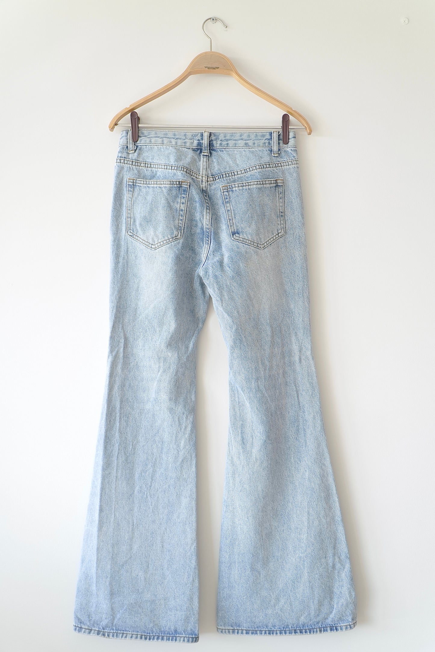 R Style Blue Denim Low-Rise Flare Jeans (L)