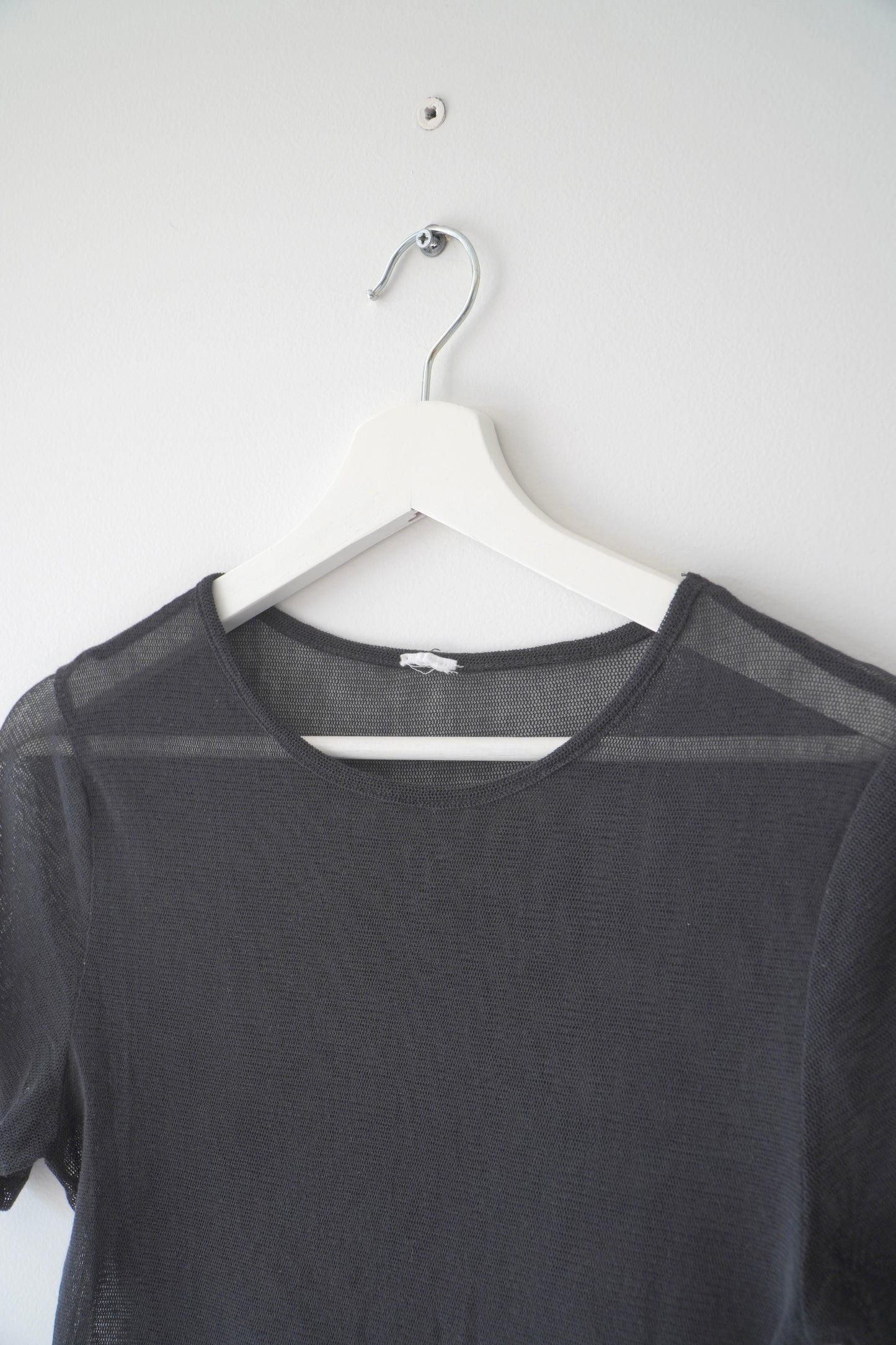Black Mesh Knit Short Sleeve Top (6-8 Au)