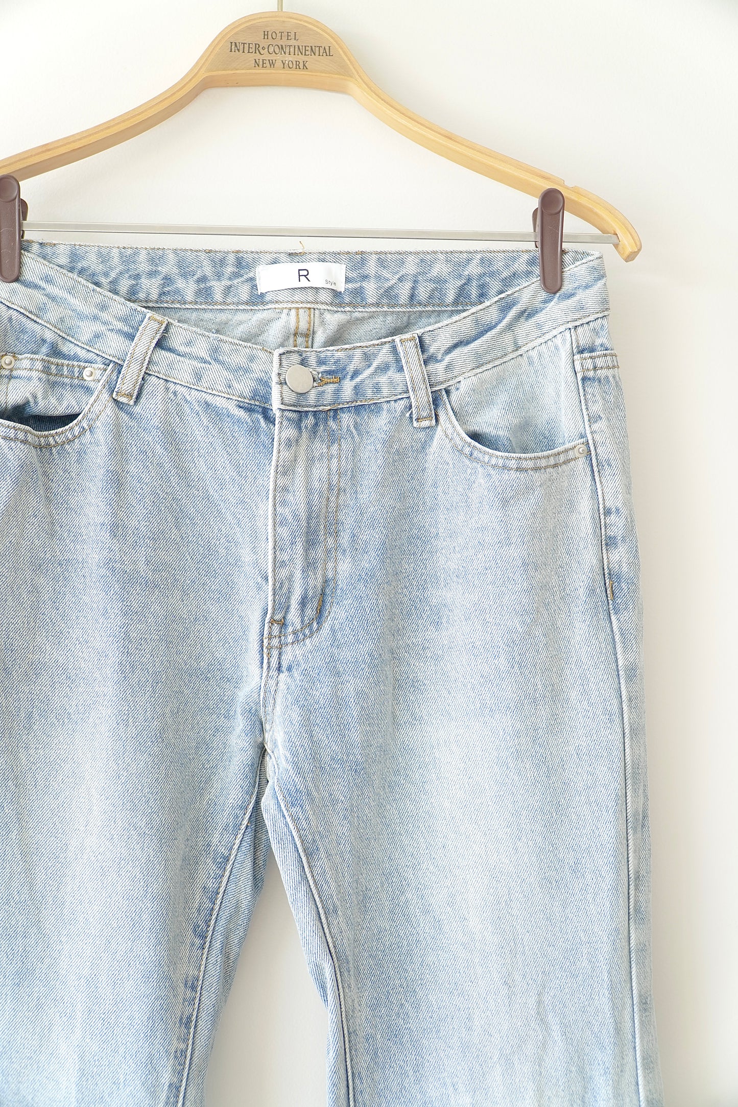 R Style Blue Denim Low-Rise Flare Jeans (L)