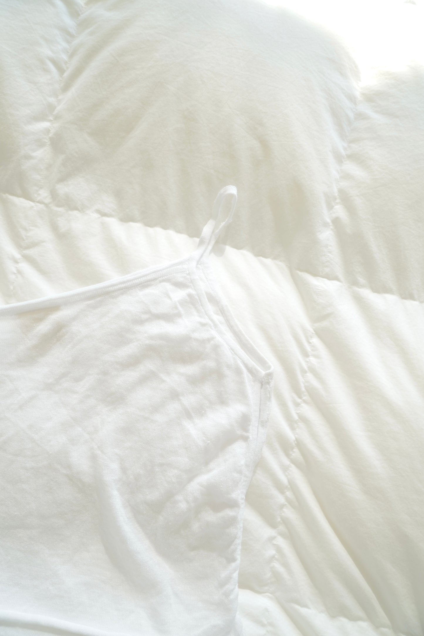 Zulu & Zephyr White One Shoulder Sheer Knit Crop Top (8 Au)