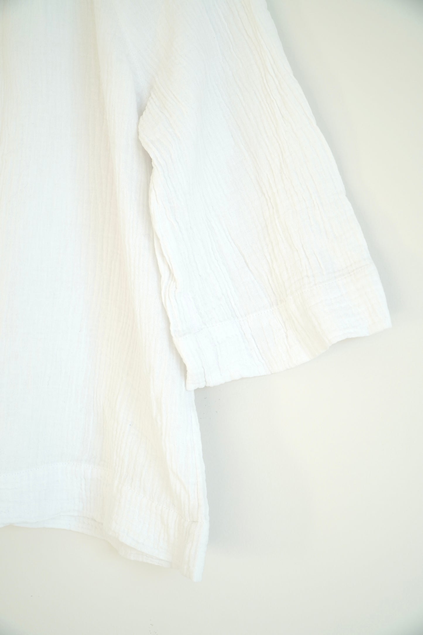 Suzanne Grae White Crushed Linen Top (8 Au)