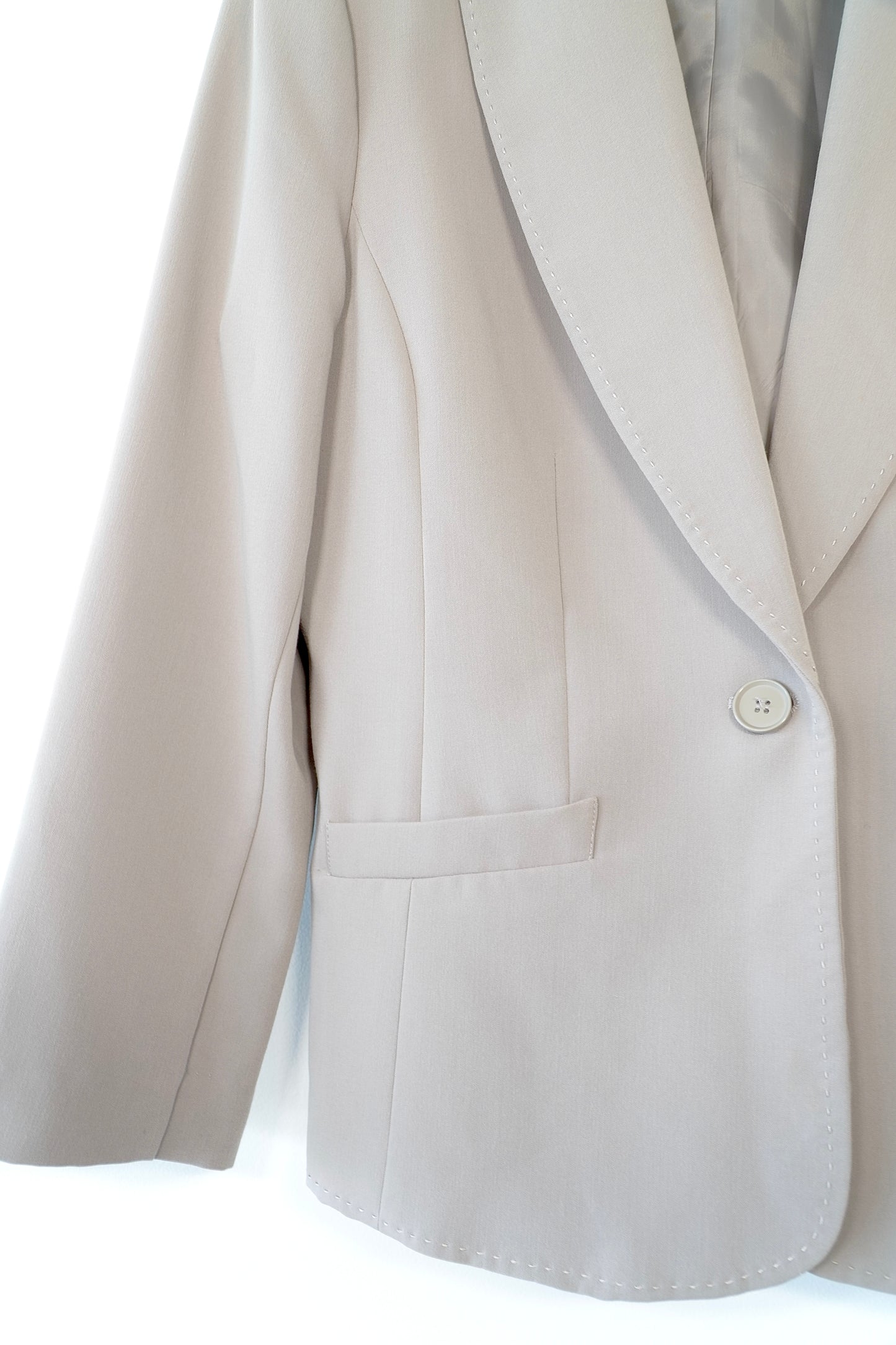 LIZ JORDAN Taupe Exposed Stitch Suit Blazer (16 Au)