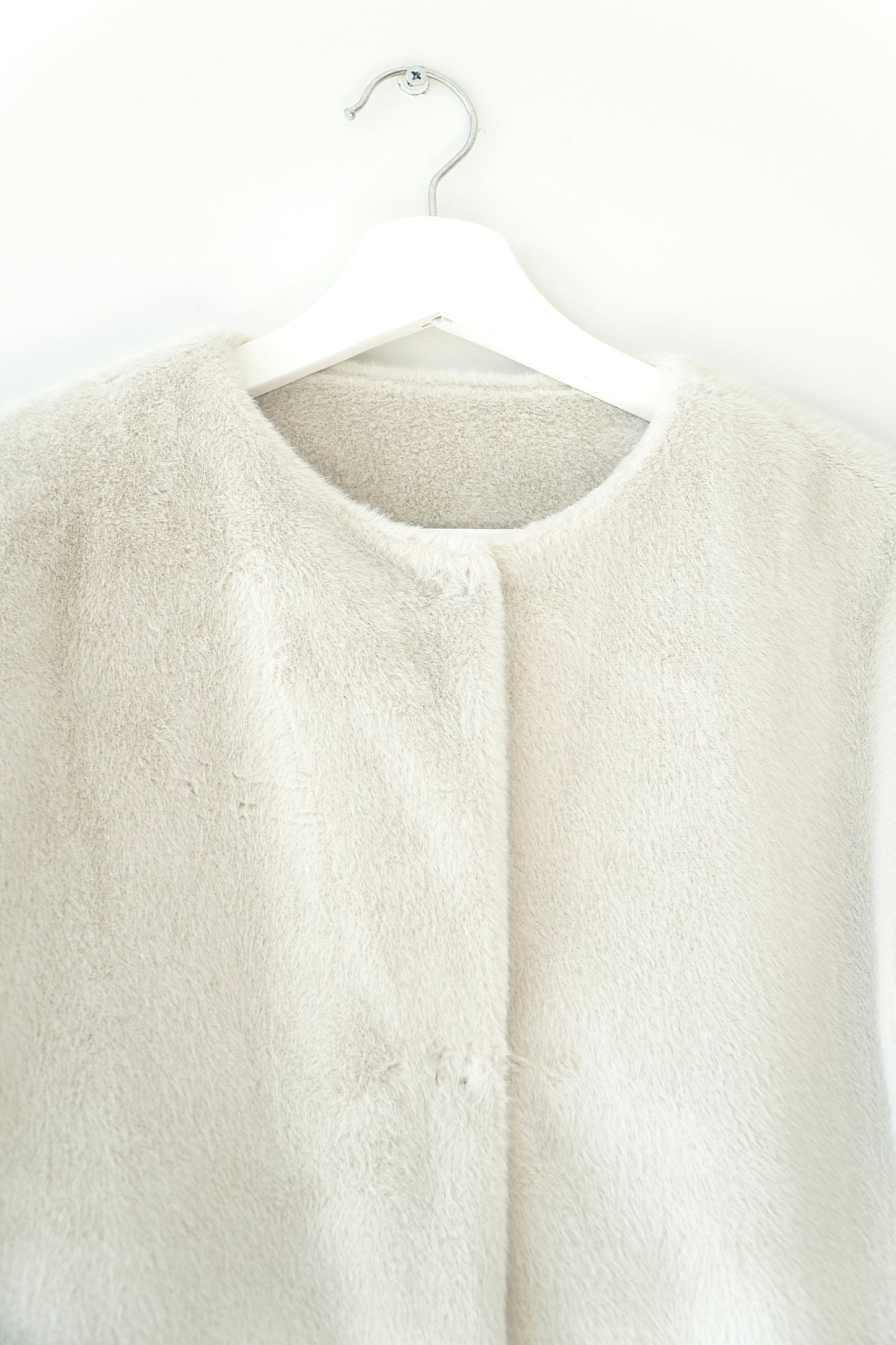 Uniqlo Beige Fur Collarless Jacket (S)
