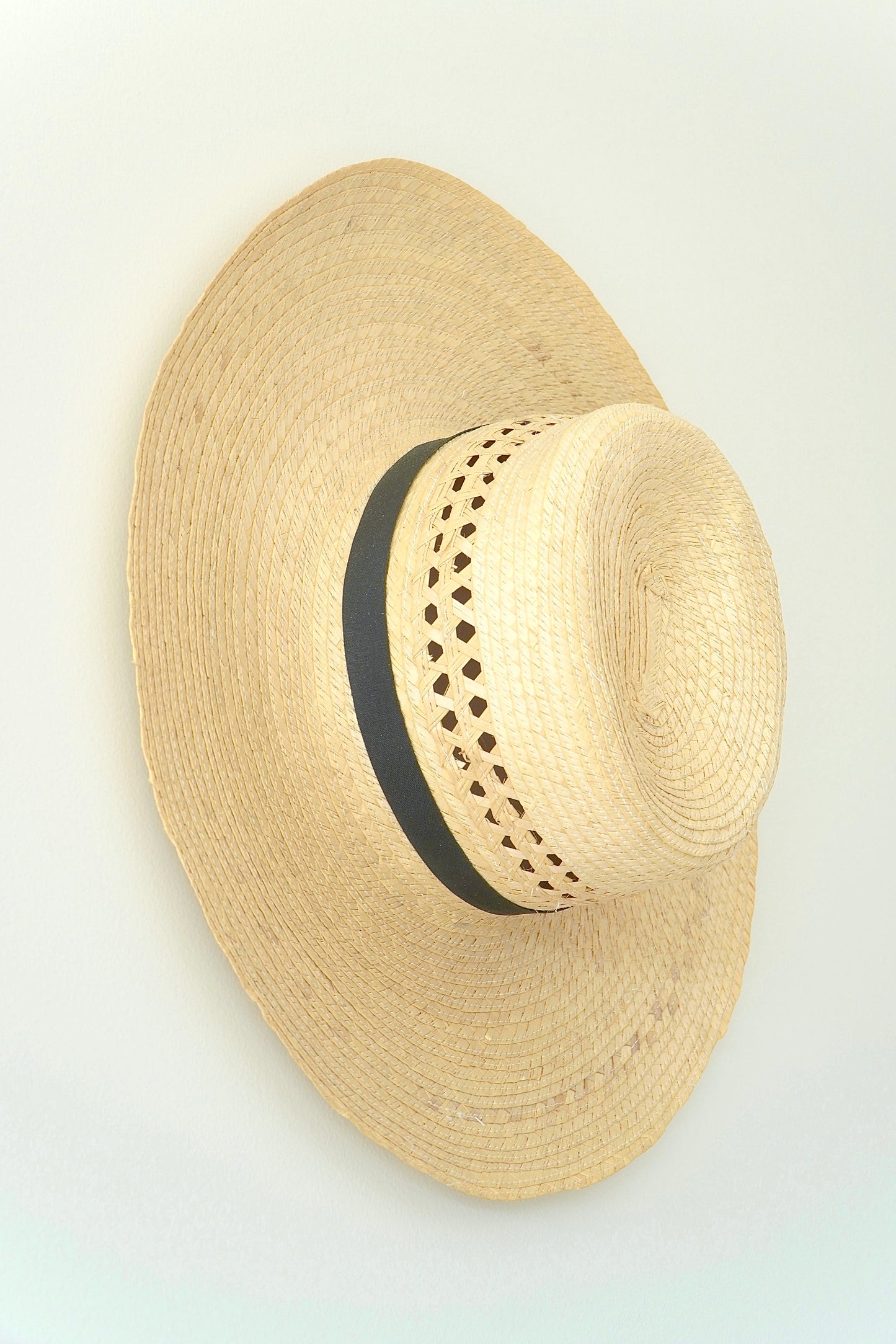 Wide-brimmed Straw Sun Hat w/ Black Ribbon