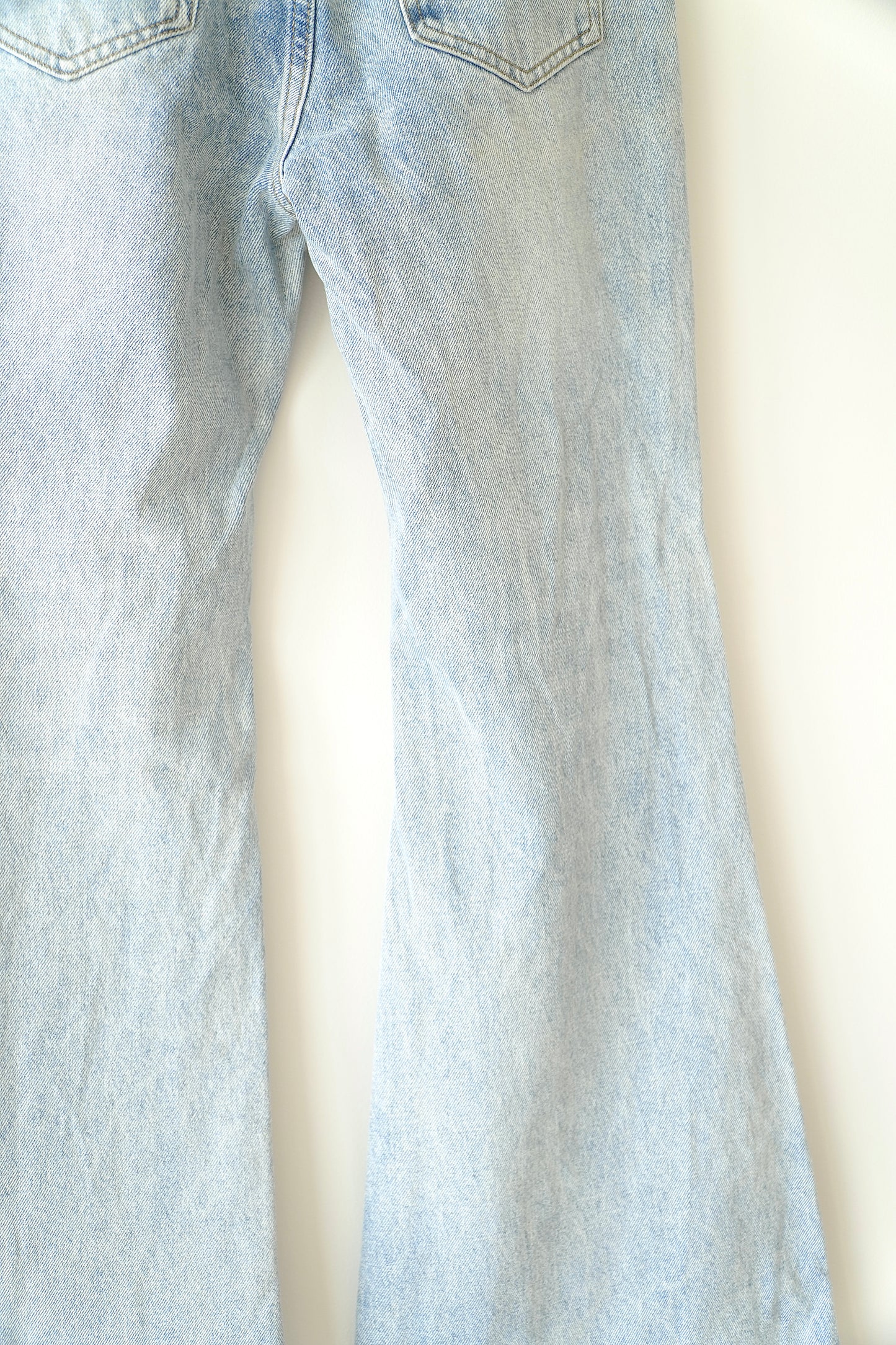 R Style Blue Denim Low-Rise Flare Jeans (L)