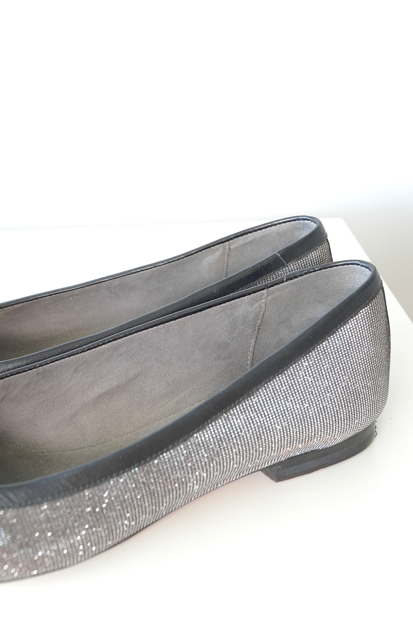 Stuart Weitzman Sparkly Glitter Ballet Flats w/ Bow (38)