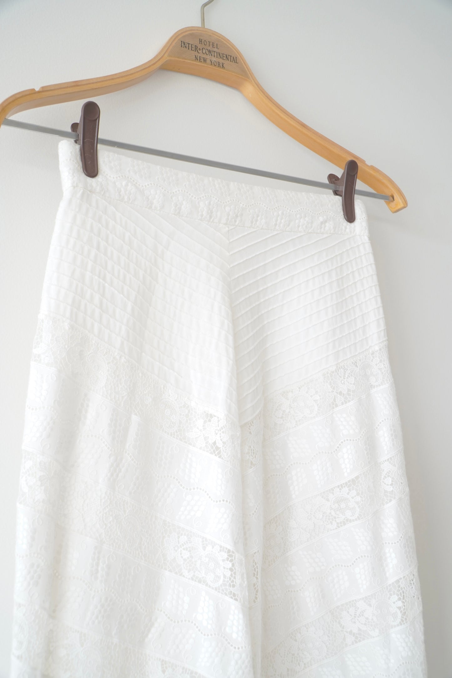 Zimmermann White Ruffle Skirt W/ Belt (0)