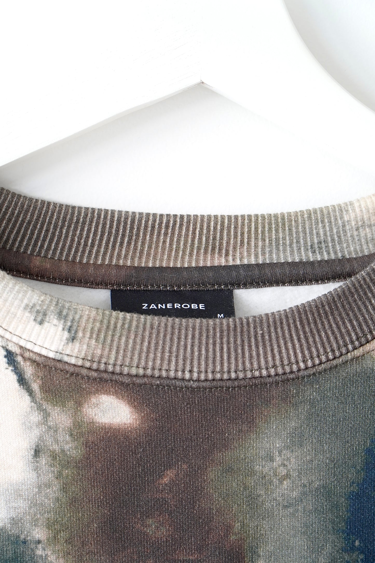 ZANEROBE Washed Camo 'Lowgo Raglan' Crewneck Sweatshirt (M)