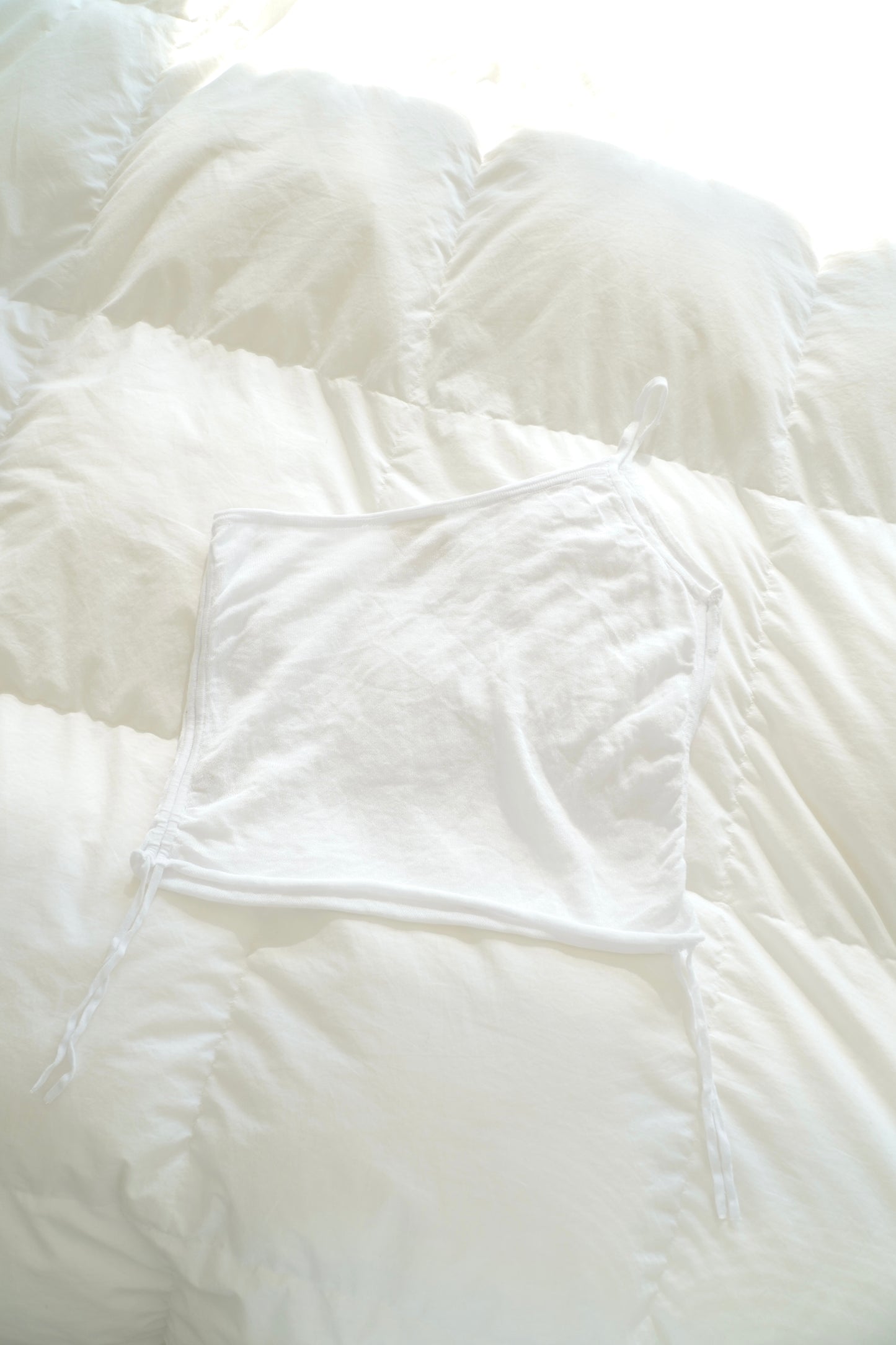 Zulu & Zephyr White One Shoulder Sheer Knit Crop Top (8 Au)