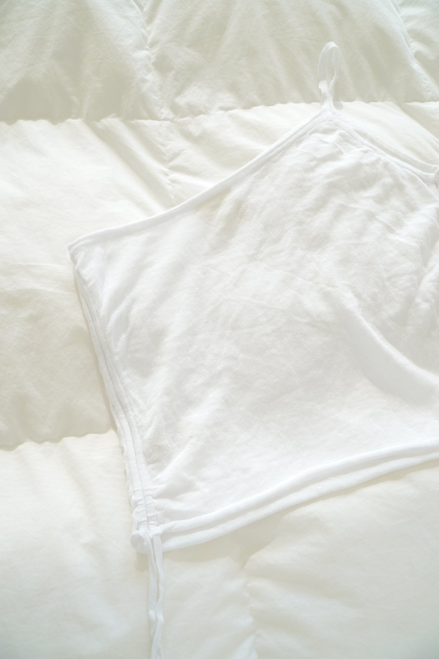 Zulu & Zephyr White One Shoulder Sheer Knit Crop Top (8 Au)
