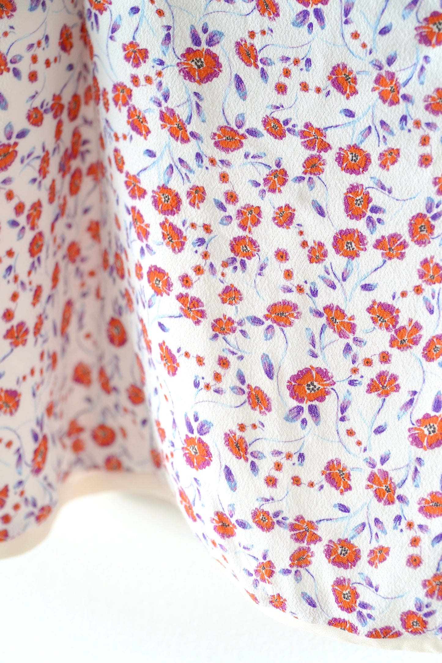 Hansen + Gretel Floral Relaxed Crop Top w/ Tie Detail (2)